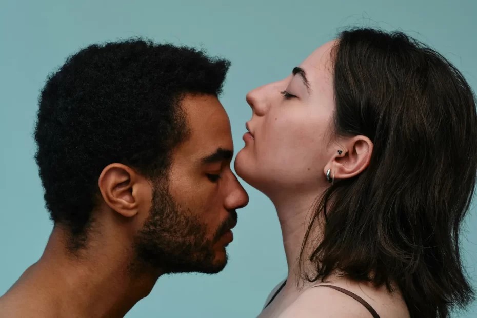 The Truth About Relationships in 2025: What Really Makes Love Last